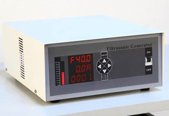 คุณภาพ  20 Khz Ultrasonic Cleaner Generator Single Or Multi Frequency โรงงาน