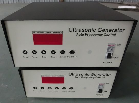 เครื่องกำเนิดความถี่อัลตราโซนิก CE 28KHz ขับเครื่องแปลงความถี่ทำความสะอาดอัลตราโซนิก